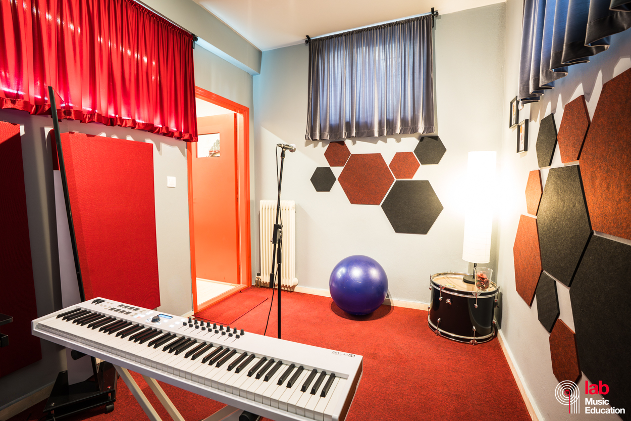Lab Ψυχικό Piano Vocals Room 3