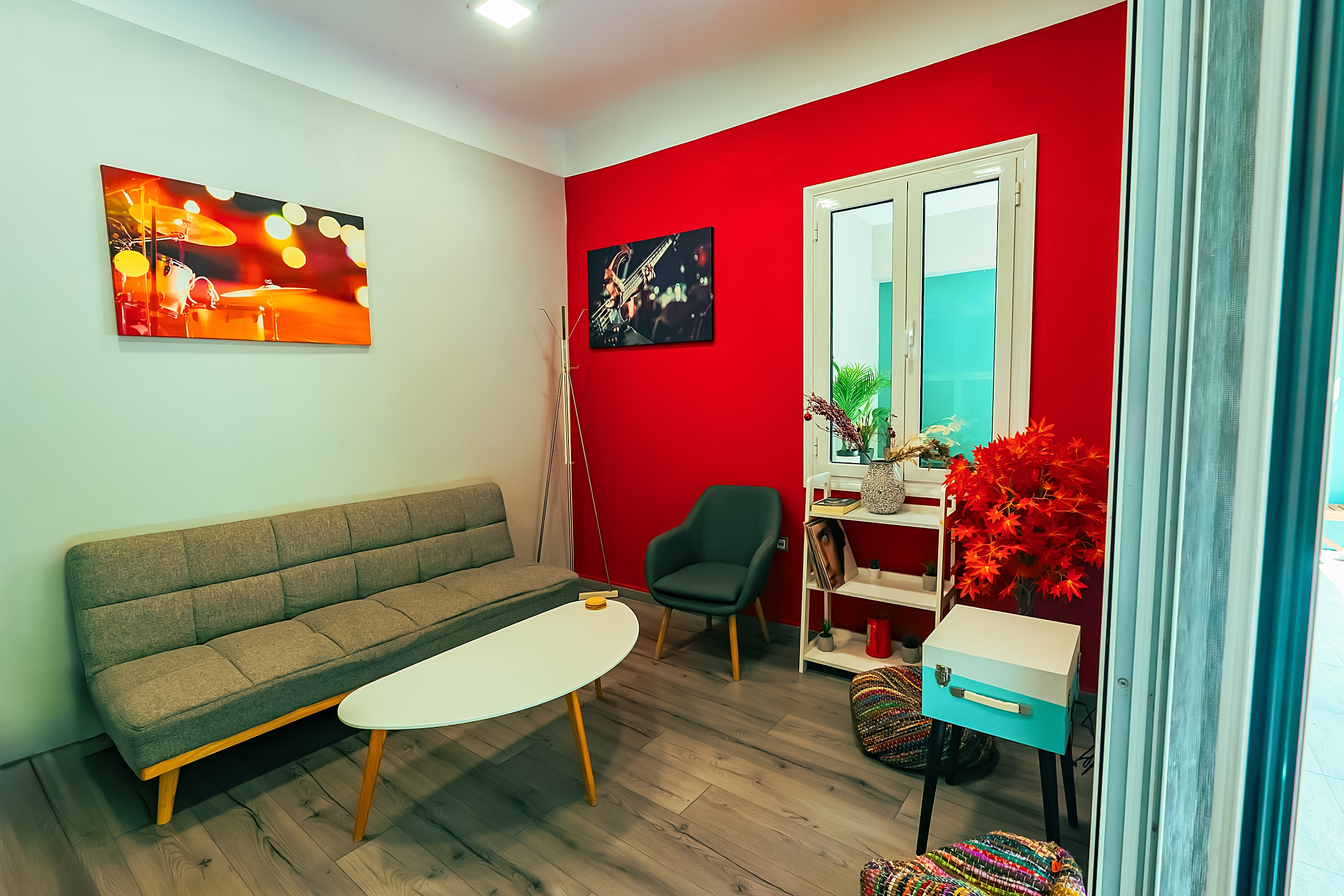 Lounge Lab Agia Paraskevi