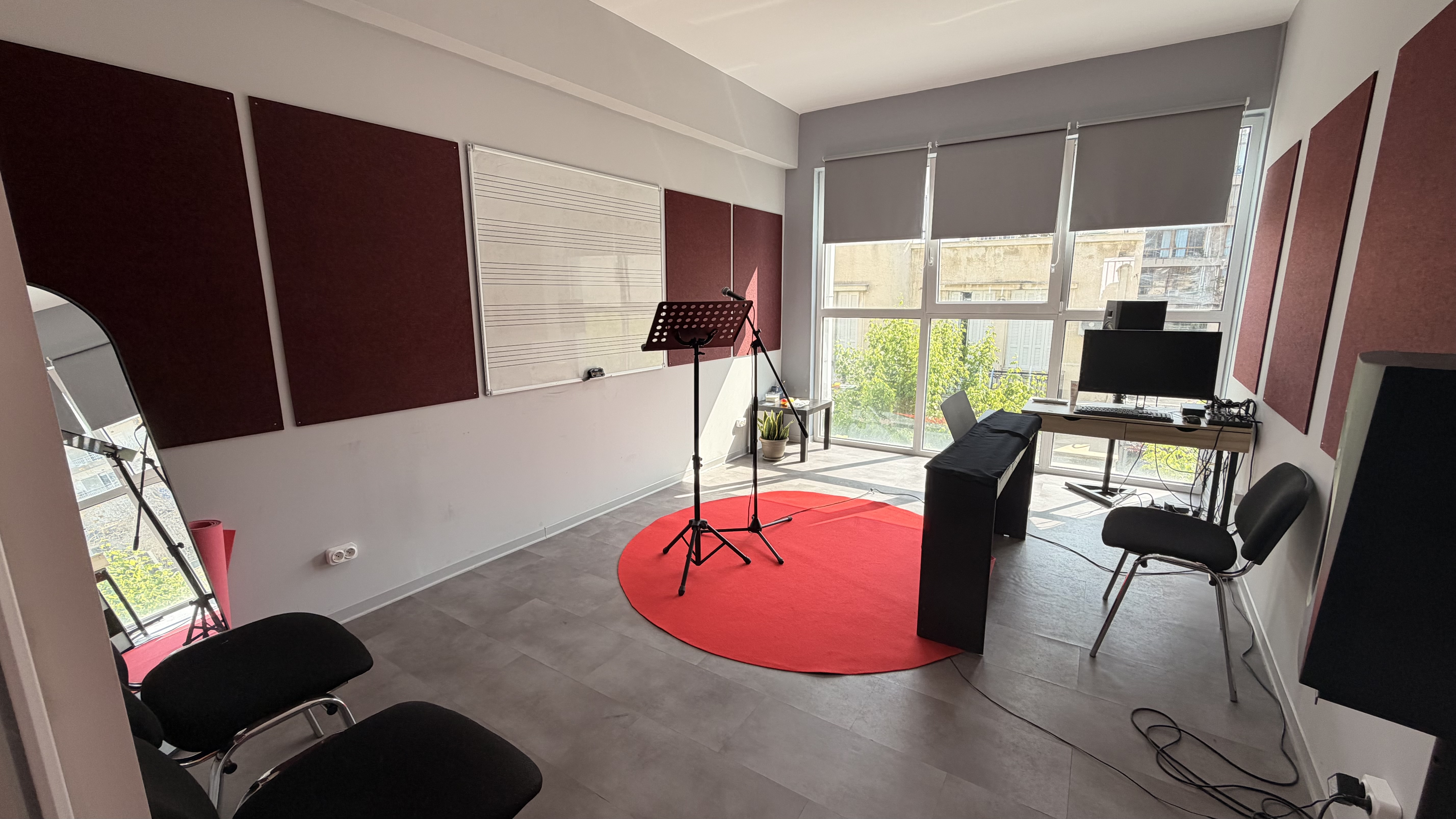Lab Κόρινθος Vocals Room 1