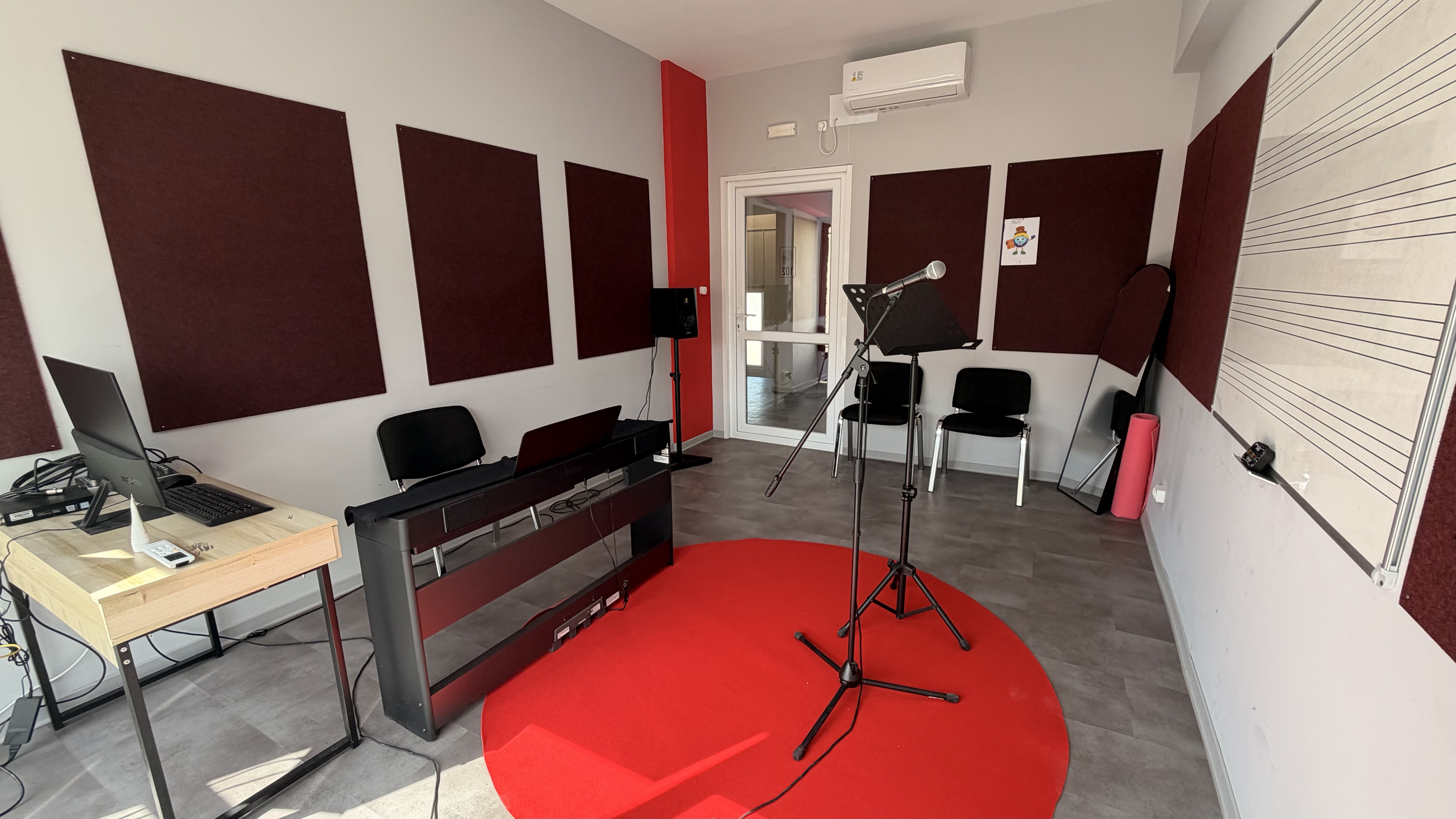 Lab Κόρινθος Vocals Room 2