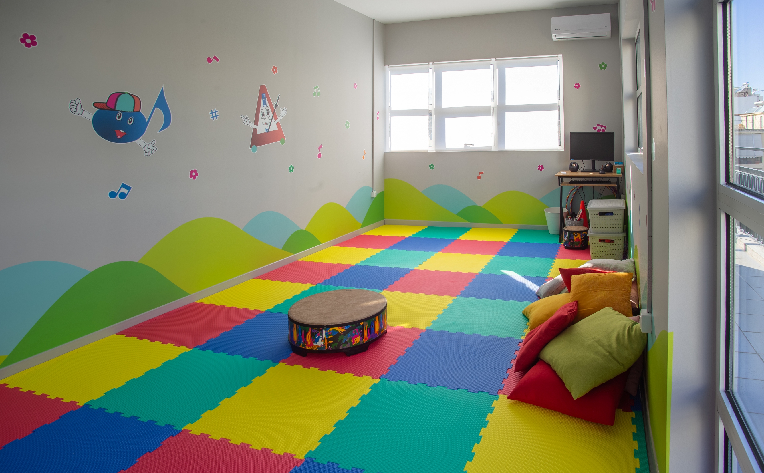 Lab Γαλάτσι music4kids Room