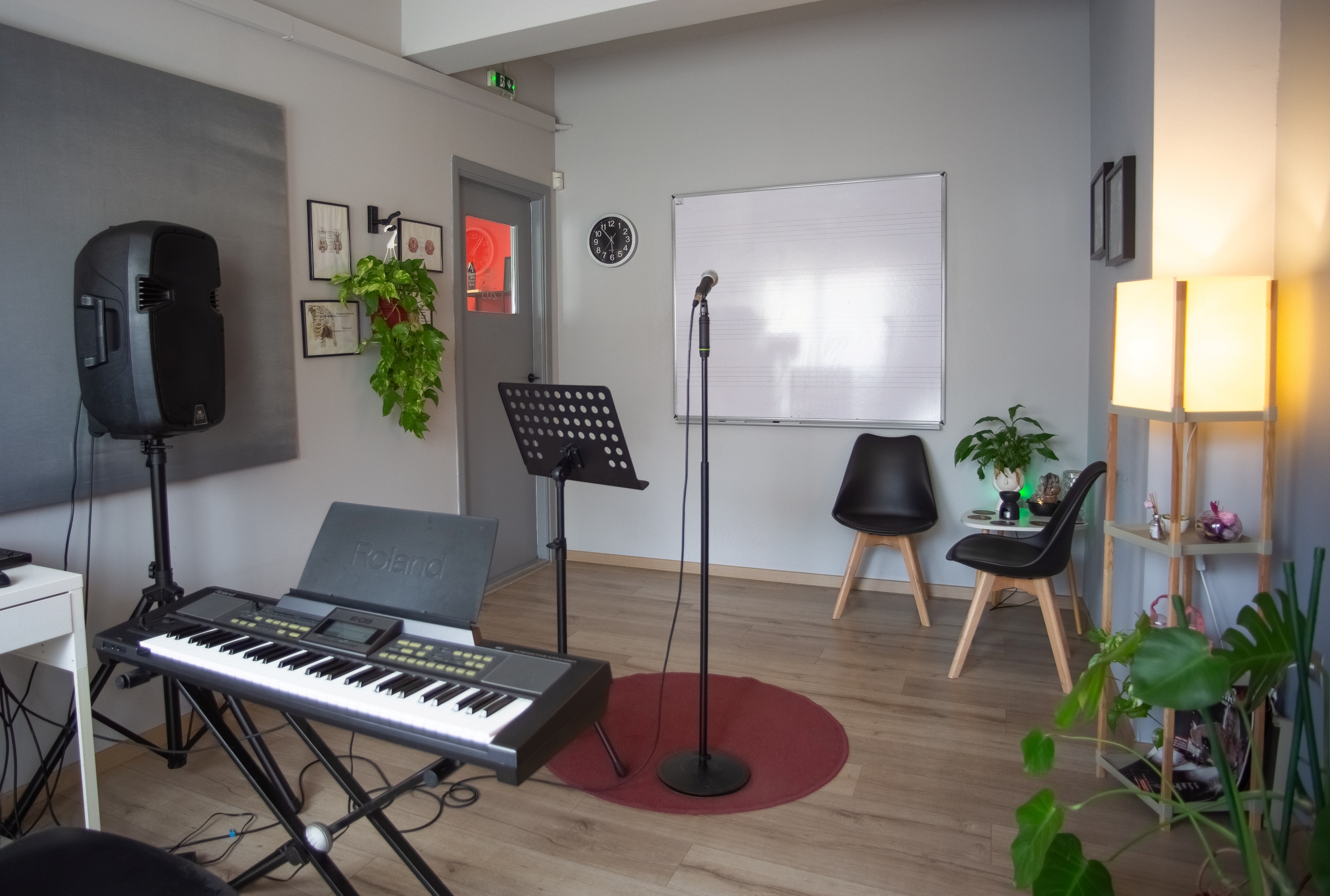 Lab Περιστέρι Piano Room