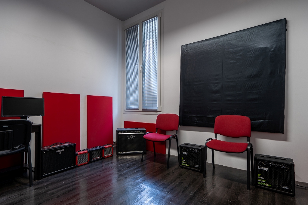 Lab Heraklion Guitar Room