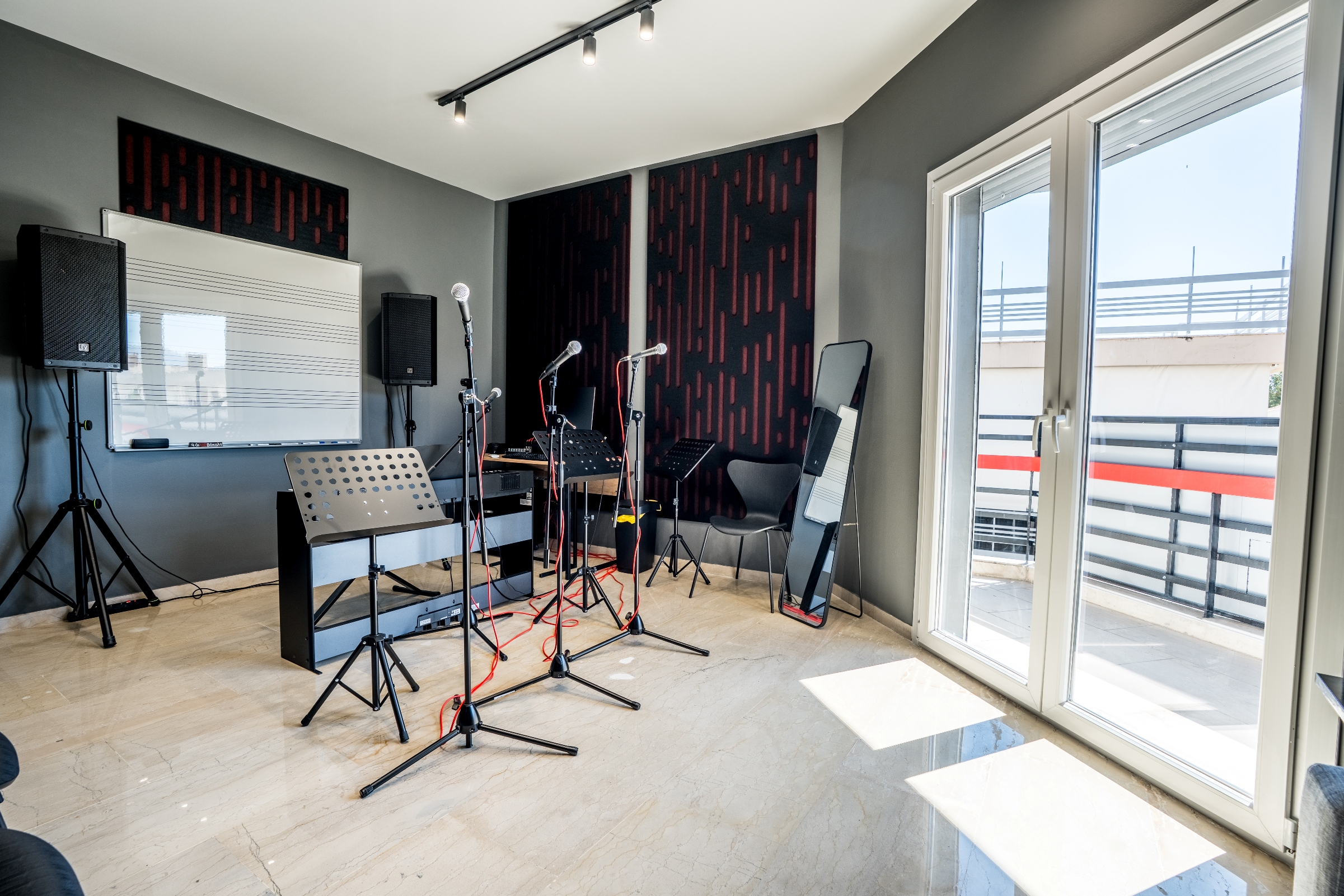 Vocals Room 2 Lab Marousi